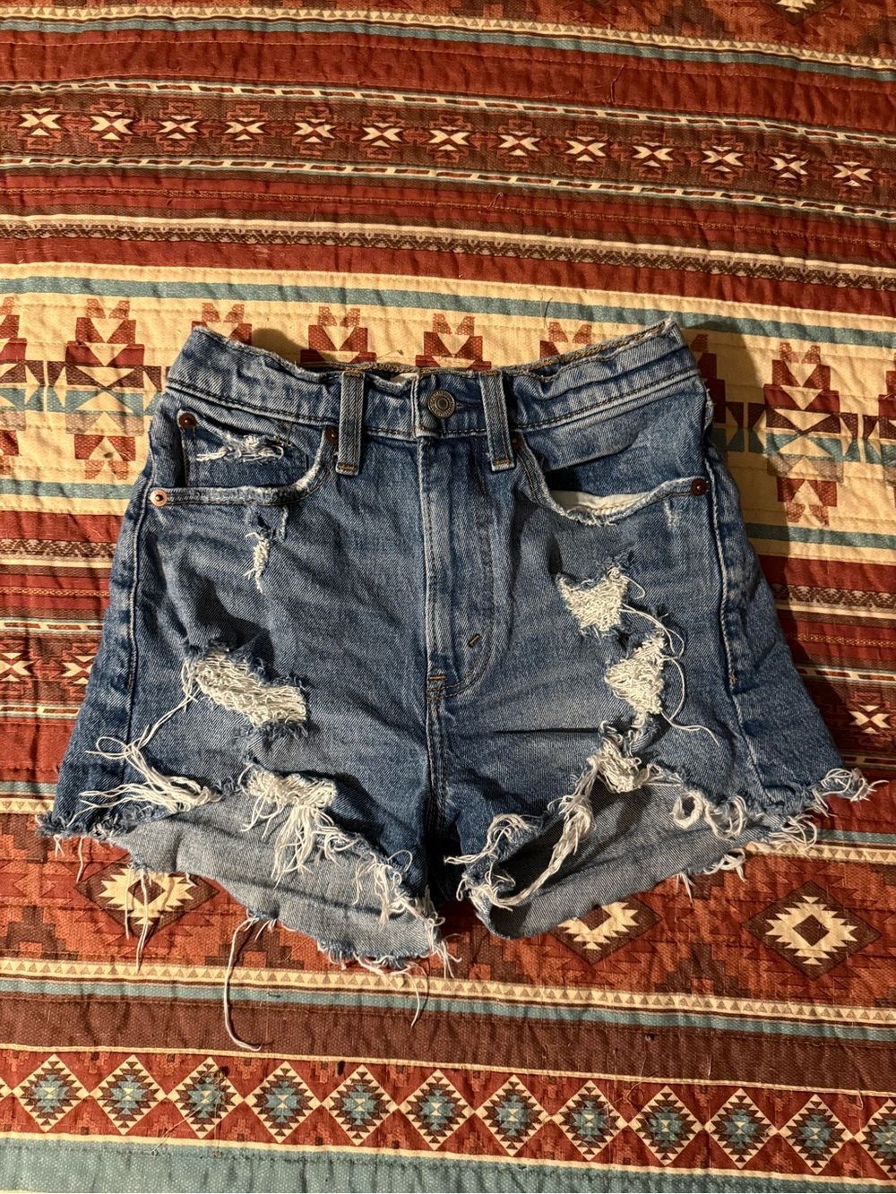 Abercrombie & Fitch Distressed mom High rise Denim Shorts size 000